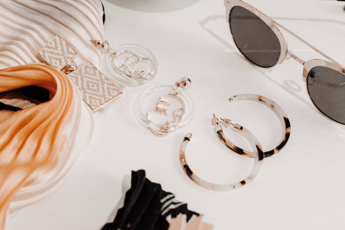 How to Match Accessories to Your Specific Skin Tone