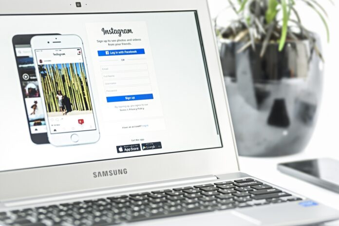 8 Top-level Instagram Marketing Tricks for E-Commerce Brands 8 Top-level Instagram Marketing Tricks for E-Commerce Brands