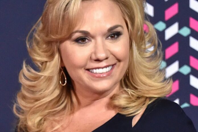 julie chrisley prison julie chrisley prison