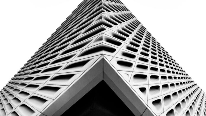 Understanding Forward Edge in English Communication