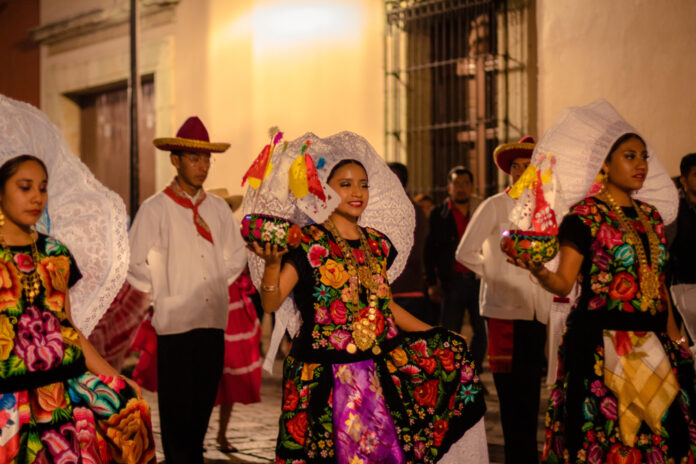 Discover the Authentic Oaxaqueño Experience: A Culinary and Cultural Journey