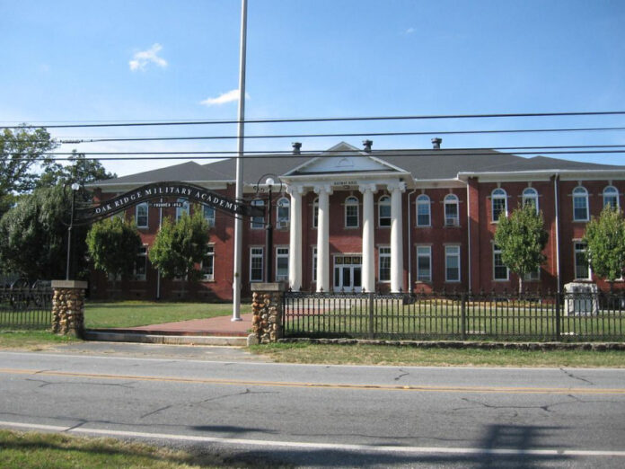 exploring-the-benefits-of-oaks-academy-education.jpg Exploring the Benefits of Oaks Academy Education