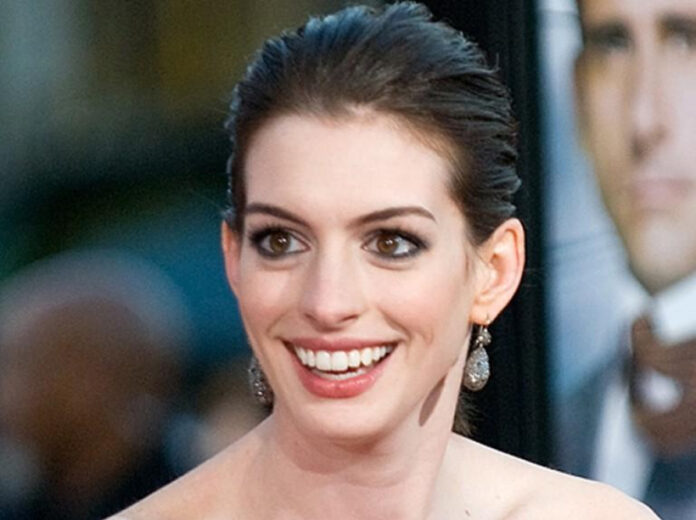 Extreme Celebrity Wardrobe Malfunction