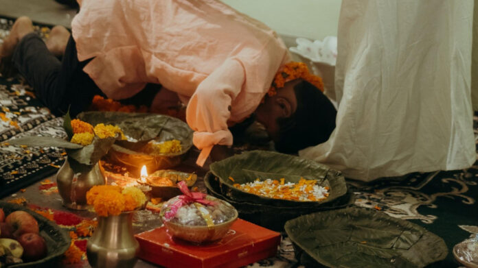 Stunning Deepavali Wishes 2023 Images for Business Use