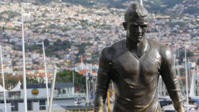 Uncovering the Secrets of CR7’s Incredible Body