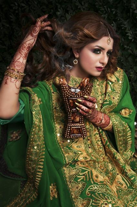 unveiling-bollywood-blinds-a-closer-look.jpg Unveiling Bollywood Blinds: A Closer Look