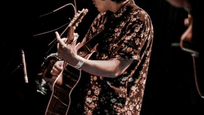 The Significance of Live Farsi in English: A Comparative Study