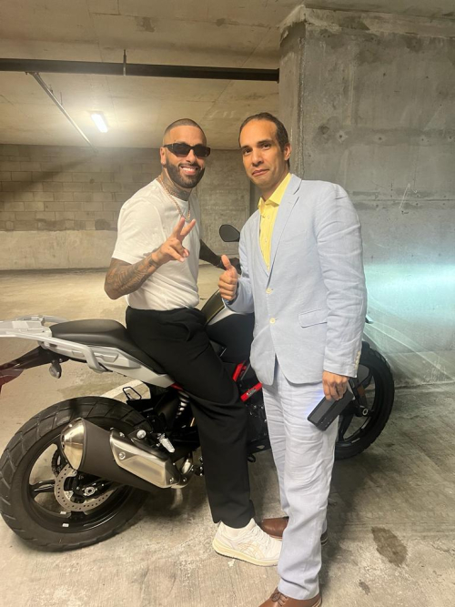 nicky-jam-girlfriend-discover-the-heartwarming-love-story.jpg Nicky Jam Girlfriend: Discover the Heartwarming Love Story