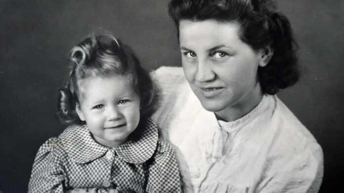 Uncovering the mystery: How did Mama Cass die