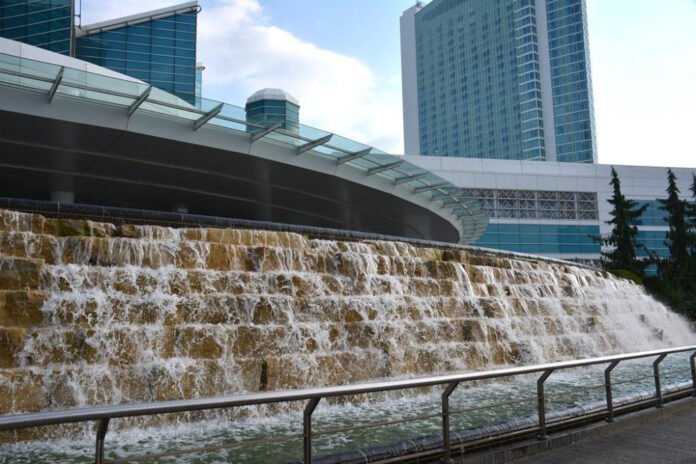 Daisy Fuentes Net Worth 2016: How Much Did the TV Host Earn