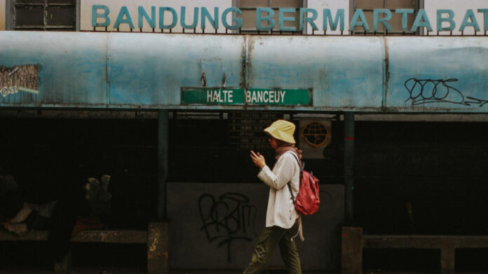 Uncovering the Story of Emma Walker: A Teen’s Inspiring Journey