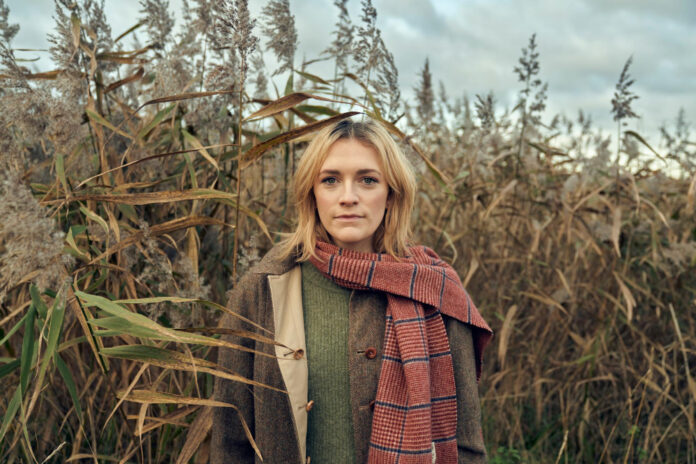 Charlotte Ritchie: A Look at Her Life as a Gay Woman