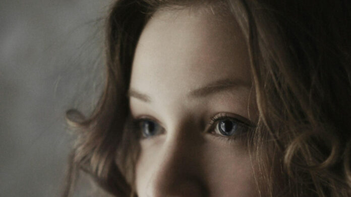 Enchanting Melodies for a Restless Night: Troubled Sleep with Corinne Bailey Rae’s Lyrics