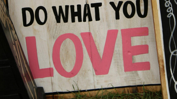 Endless Love Unveiled: Mesmerizing ‘I don’t want to cry’ Lyrics