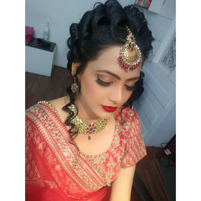timeless-wedding-makeup-unveiling-stunning-bridal-looks.jpg Timeless Wedding Makeup: Unveiling Stunning Bridal Looks