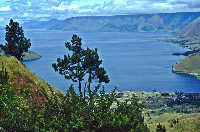 Exploring the Majestic Lake Toba: Insights into its Formation & Rich Biodiversity