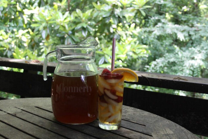 sweet-tea-lovers-rejoice-celebrate-national-tea-day.jpg Sweet Tea Lovers Rejoice: Celebrate National Tea Day!