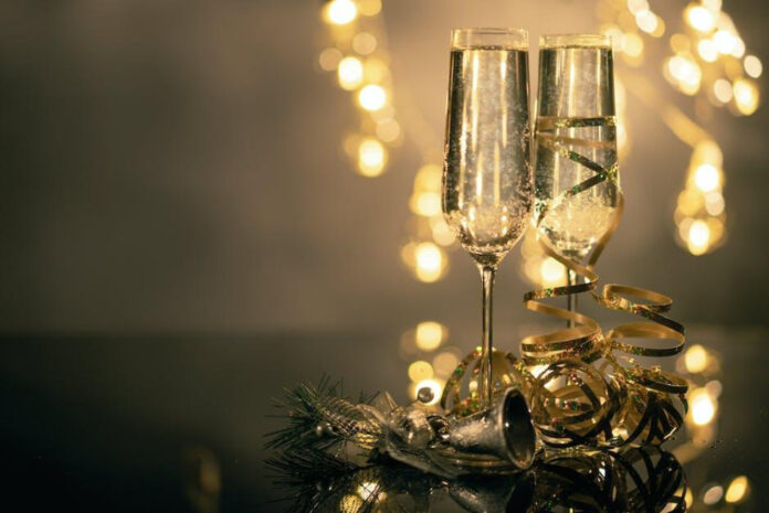 4th-year-anniversary-gift-ideas-celebrate-your-love-in-style.jpeg 4th Year Anniversary Gift Ideas: Celebrate Your Love in Style