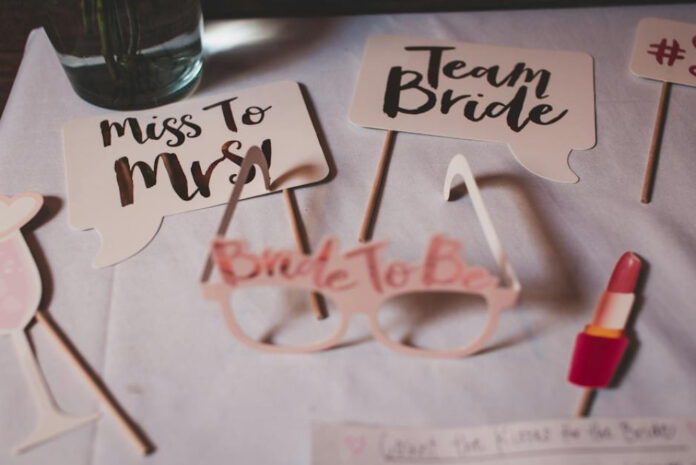 engagement-party-etiquette-to-gift-or-not-to-gift.jpeg Engagement Party Etiquette: To Gift or Not to Gift