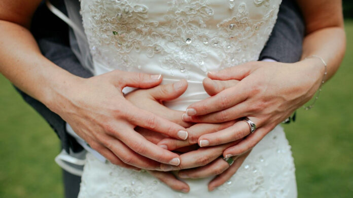 find-the-perfect-wedding-bands-deciding-on-your-symbol-of-love.jpg Find the Perfect Wedding Bands: Deciding on Your Symbol of Love