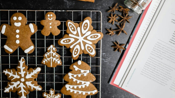 15 Hilarious Gingerbread Sayings for Festive Fun!