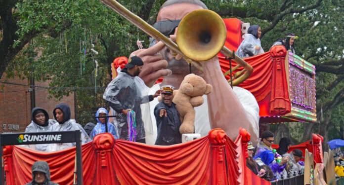 Why is She Mean to Me but Sweet to Everyone Else: Unraveling the Mystery