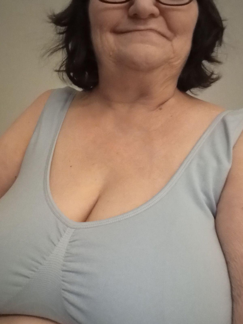 unveiling-the-beauty-of-my-wife-a-tale-of-love-and-admiration.jpg Unveiling the Beauty of My Wife: A Tale of Love and Admiration