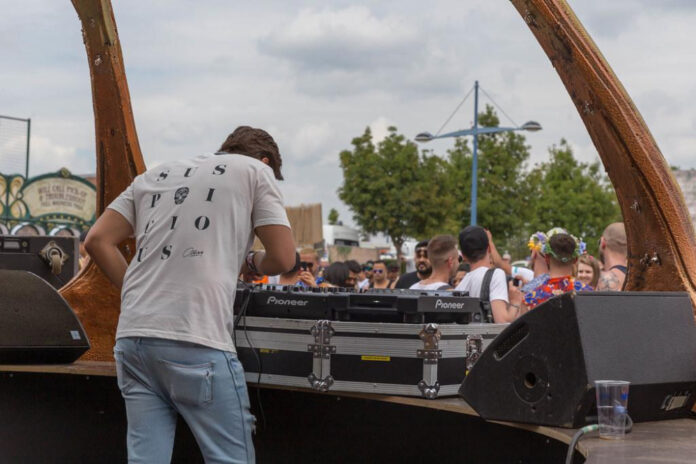 the-rise-of-twitch-dj-how-livestreaming-is-revolutionizing-the-music-industry.jpg The Rise of Twitch DJ: How Livestreaming is Revolutionizing the Music Industry