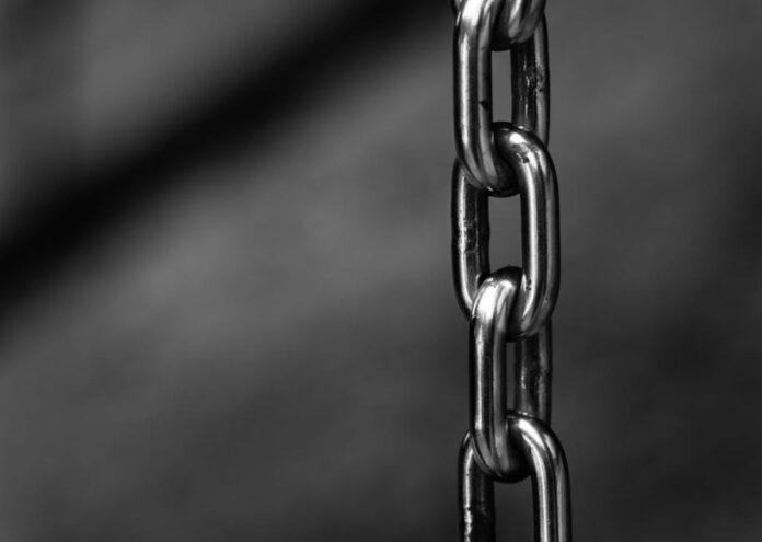 find-strength-with-powerful-keep-on-living-quotes.jpeg Find Strength with Powerful Keep on Living Quotes