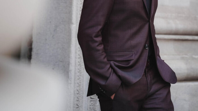 The Ultimate Guide to the Suits Cast Season 1 | Everything You Need to Know