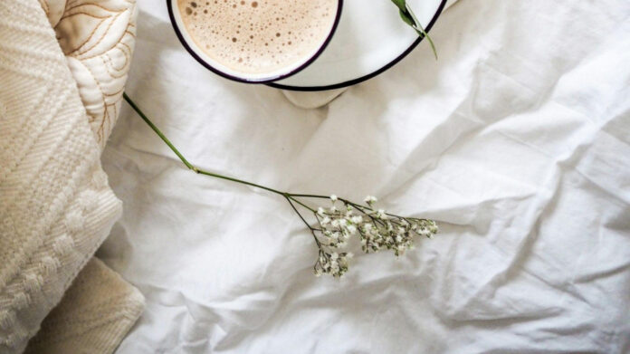 The 10 Healthiest Creamers for Your Morning Coffee