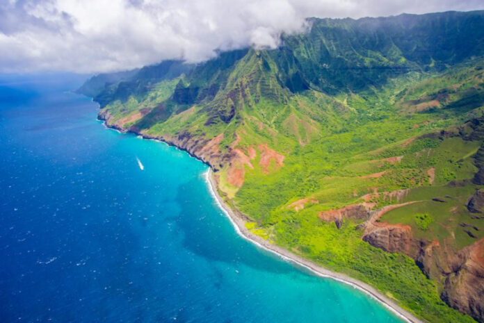 Cost of Hotels in Hawaii: Average Rates & Accommodation Prices