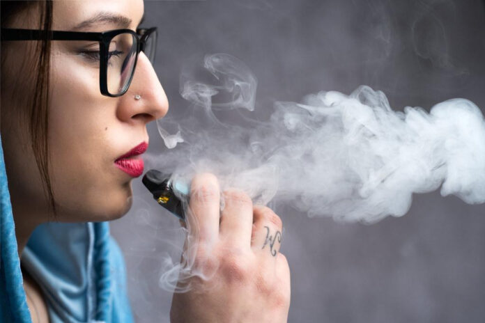 Does Vaping Trigger Hotel Smoke Detectors