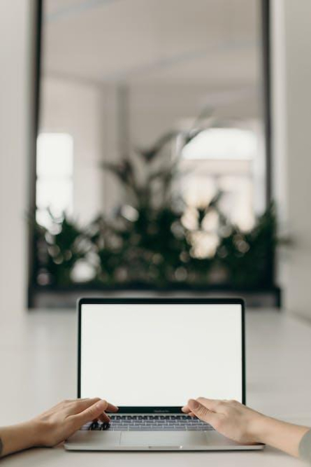 boost-your-productivity-with-todays-top-motivational-quotes-for-work.jpeg Boost Your Productivity with Today’s Top Motivational Quotes for Work
