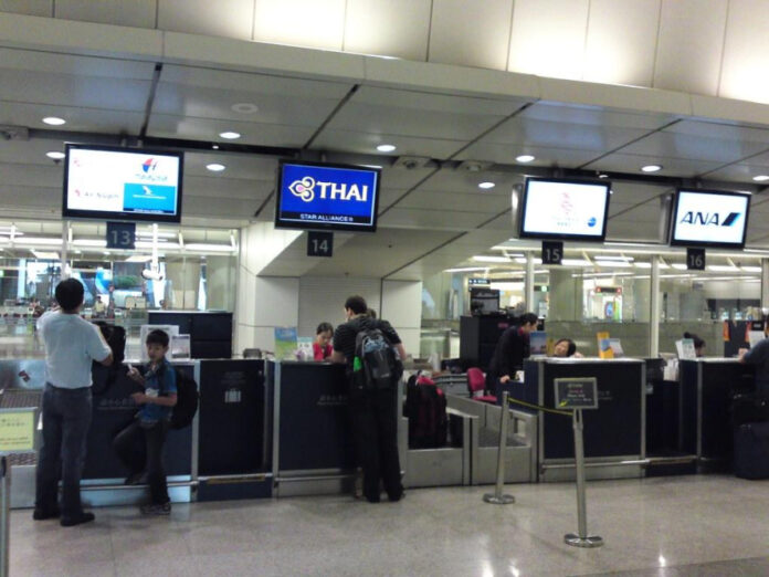 mastering-the-art-of-check-in-and-check-out.jpg Mastering the Art of Check-In and Check-Out
